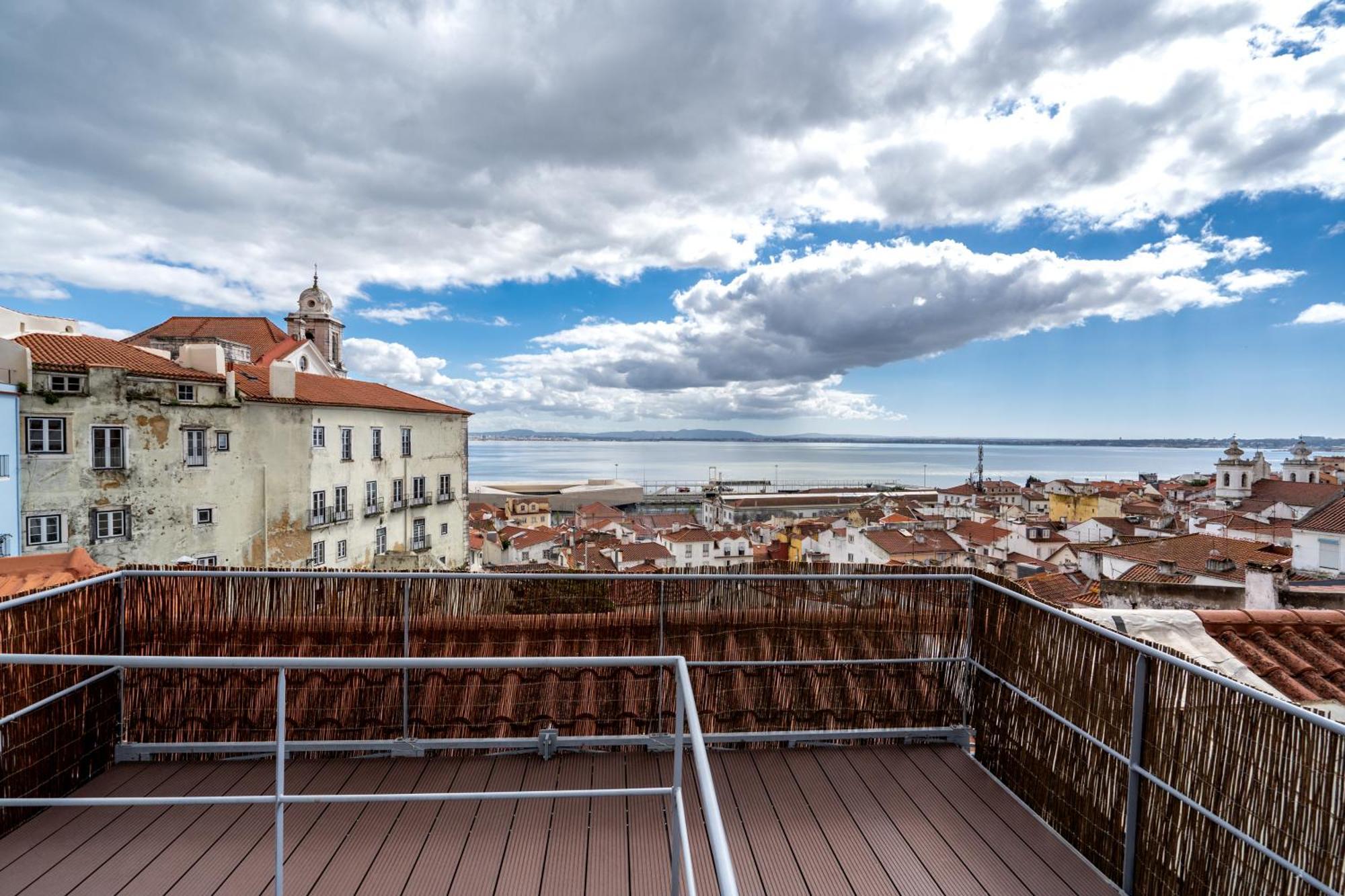 Alfama Terrace 360º - Private Terrace With Exceptional River View With A/C! Lisboa Eksteriør bilde